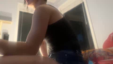 Snapshot of tomboy_titties chatting on 09.10.25 tomboy_titties online show from 09.10.25