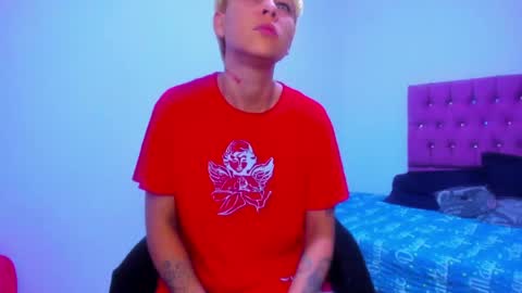 Snapshot of tomboygirl69 chatting on 04.26.26 tomboygirl69 online show from 04.26.26