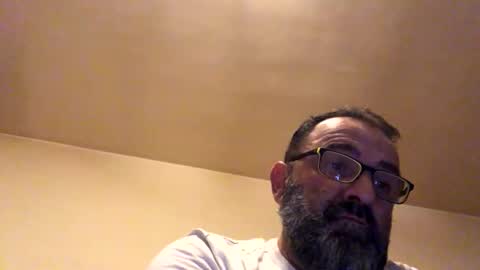 Snapshot of tomcop11111 chatting on 10.16.25 tomcop11111 online show from 10.16.25