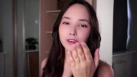 Liana online show from 09.15.25