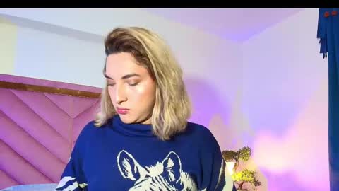 Snapshot of tomlondon_ chatting on 09.10.25 online show from 09.10.25