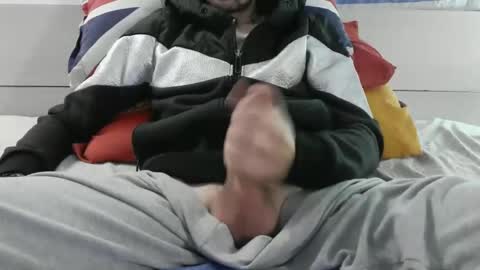 Snapshot of tommaso9046 chatting on 11.27.25 tommaso9046 online show from 11.27.25