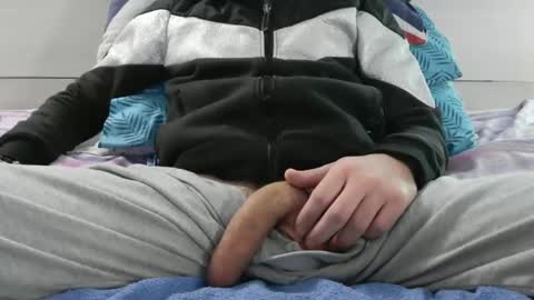 Snapshot of tommaso9046 chatting on 02.22.26 tommaso9046 online show from 02.22.26