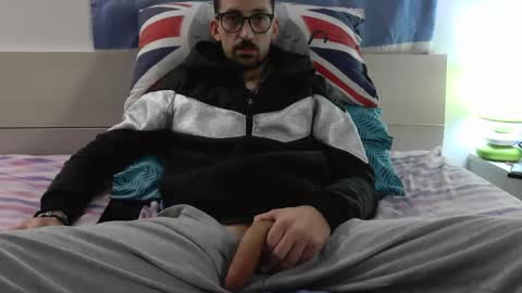 Snapshot of tommaso9046 chatting on 02.26.26 tommaso9046 online show from 02.26.26