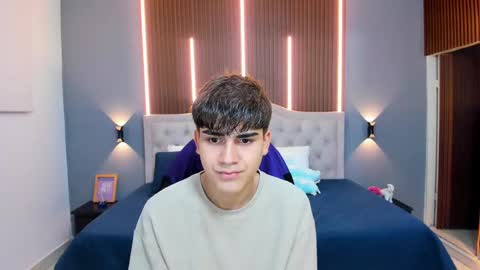 Snapshot of tommy18__ chatting on 10.18.25 Tommy  online show from 10.18.25