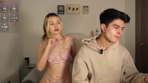 Snapshot of tommy_and_sophie chatting on 09.25.25 tommy and sophie online show from 09.25.25