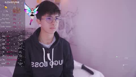 Snapshot of tommy_blue1 chatting on 10.30.25 Blue online show from 10.30.25