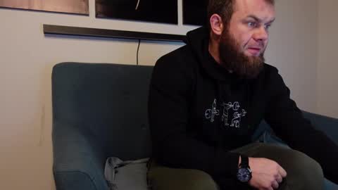 Snapshot of tommy_burnzzz chatting on 02.10.25 tommy burnzzz online show from 02.10.25