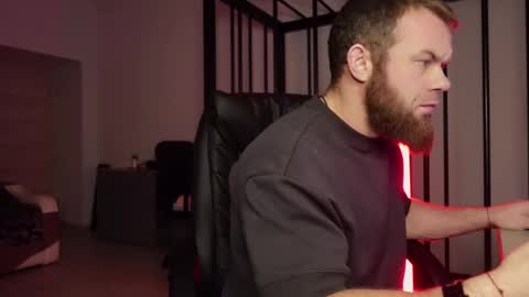 Snapshot of tommy_burnzzz chatting on 02.27.25 tommy burnzzz online show from 02.27.25