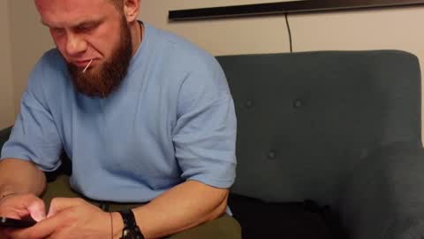 Snapshot of tommy_burnzzz chatting on 03.12.25 tommy burnzzz online show from 03.12.25