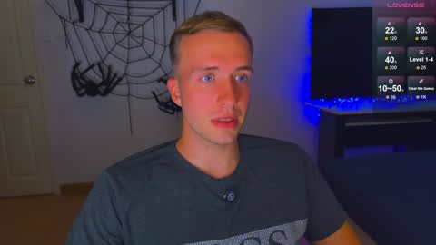 Snapshot of tommy_cumfinger chatting on 12.07.24 Tommy online show from 12.07.24