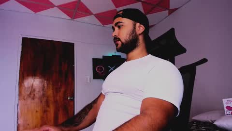 tommy_sccott online show from 02.19.25