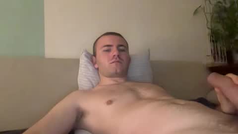 tommyflash_tut online show from 10.17.25