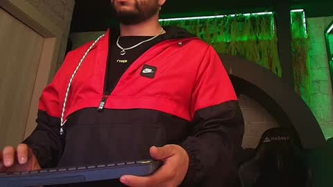 Sr. Thomas online show from 02.05.25