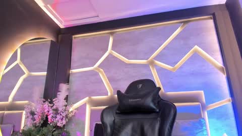 Sr. Thomas online show from 03.05.25