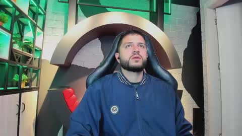 Sr. Thomas online show from 09.15.25