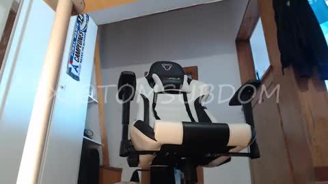 Tomsubdom online show from 09.20.25