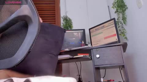 lady blue online show from 02.21.26