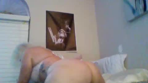 Honeys Snow Bunny online show from 01.07.26