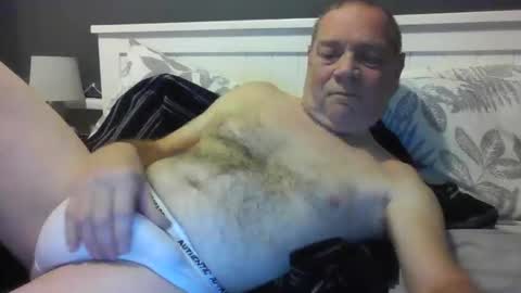 Snapshot of tonygibbson62 chatting on 02.19.26 tonygibbson62 online show from 02.19.26