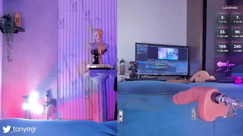 Snapshot of tonysears__ chatting on 01.16.25 Call me Tony Instagram - X - Tonymjr online show from 01.16.25