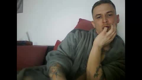 tonystrawberry online show from 04.11.26