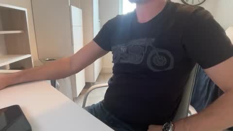 too_naughty online show from 11.18.25