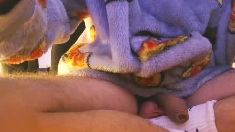 Snapshot of toohugeandstonedxoxo chatting on 03.08.25 toohugeandstonedxoxo online show from 03.08.25