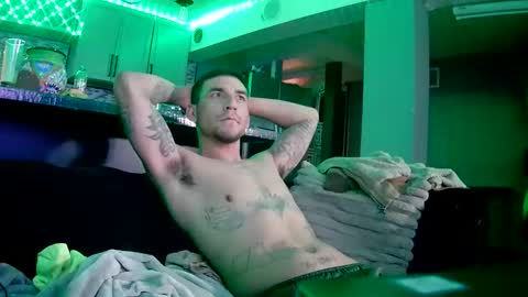 Snapshot of toomuchsmoke chatting on 01.12.26 toomuchsmoke online show from 01.12.26