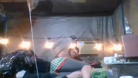 tootall1991420 online show from 10.13.25