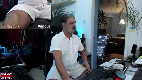 Snapshot of topalphaboss chatting on 10.11.25 topalphaboss online show from 10.11.25