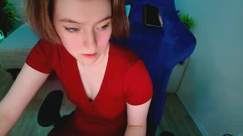 Snapshot of topcranberry chatting on 10.06.25 topcranberry online show from 10.06.25