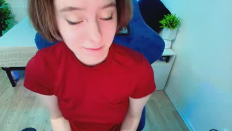 Snapshot of topcranberry chatting on 10.08.25 topcranberry online show from 10.08.25