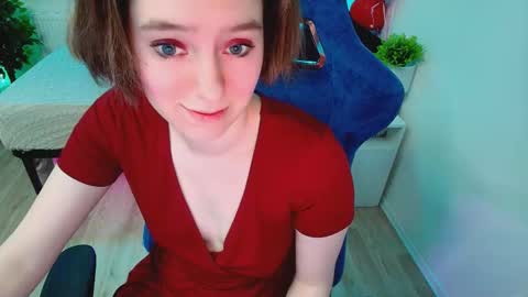 Snapshot of topcranberry chatting on 10.14.25 topcranberry online show from 10.14.25