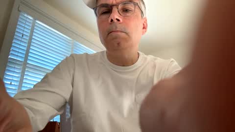 Snapshot of topspin69 chatting on 09.13.25 topspin69 online show from 09.13.25