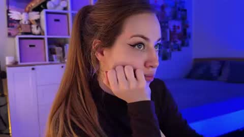 Lina  Next stream January 4  11am UTC 0 online show from 07.17.26