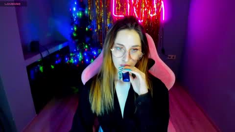 Snapshot of tora_20 chatting on 01.04.25 tora online show from 01.04.25