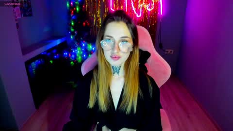 Snapshot of tora_20 chatting on 01.09.25 tora online show from 01.09.25