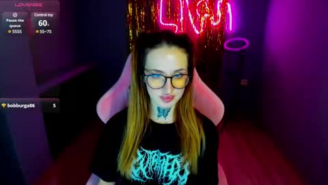 Snapshot of tora_20 chatting on 02.17.25 tora online show from 02.17.25