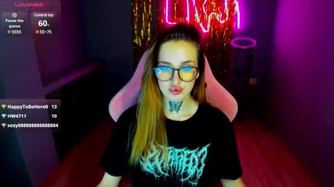 Snapshot of tora_20 chatting on 02.21.25 tora online show from 02.21.25