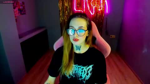 Snapshot of tora_20 chatting on 02.23.25 tora online show from 02.23.25