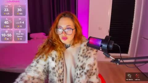 Snapshot of tora_20 chatting on 10.21.25 tora online show from 10.21.25