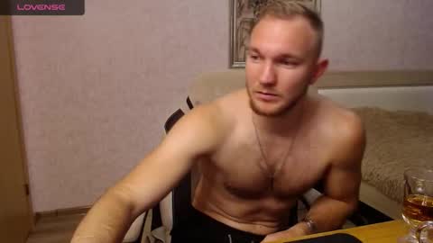 Snapshot of toress1 chatting on 10.11.25 Glebaty online show from 10.11.25