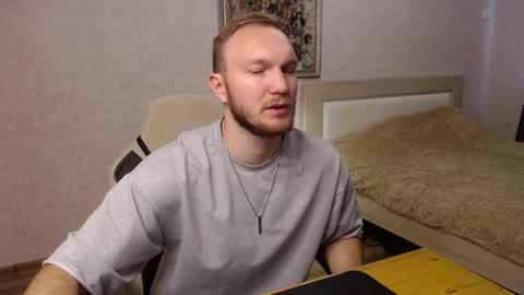 Snapshot of toress1 chatting on 10.31.25 Glebaty online show from 10.31.25