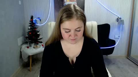 tori_blond online show from 12.16.24