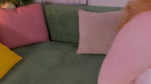 Tori online show from 09.21.25