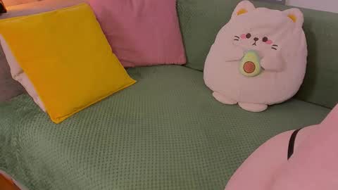 Tori online show from 10.10.25