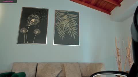 Tori Cross online show from 01.21.25