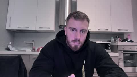 Snapshot of toro_arrapato chatting on 12.05.24 toro_arrapato online show from 12.05.24