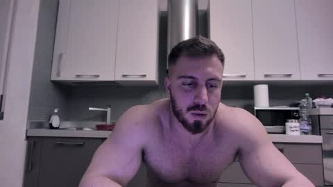 Snapshot of toro_arrapato chatting on 12.10.24 toro_arrapato online show from 12.10.24